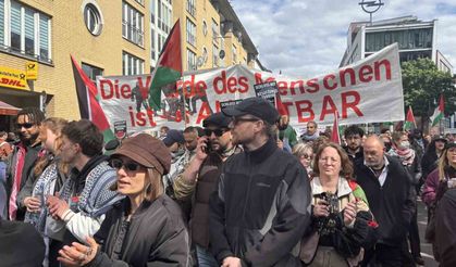Berlin'de Nakba'nın 78. yıldönümü yürüyüşüne polisten sert müdahale: 15 gözaltı