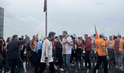 Galatasaray'ın şampiyonluğu New York'ta coşkuyla kutlandı
