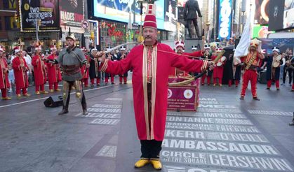 Mehter Takımı New York'un Times Meydanı'nda büyük ilgi gördü
