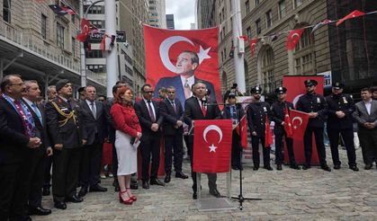 New York'ta mehter gösterisine büyük ilgi