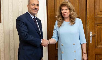 Bakan Fidan, Bulgaristan Cumhurbaşkanı Yotova ile görüştü