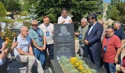TİGAD üyelerinden Neşet Ertaş’ın kabrine ziyaret