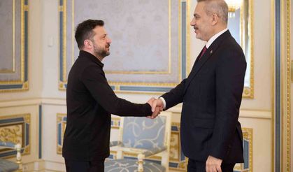 Zelenskiy, barışın sağlanmasına yönelik çabaları nedeniyle Türkiye ve Bakan Fidan'a teşekkür etti