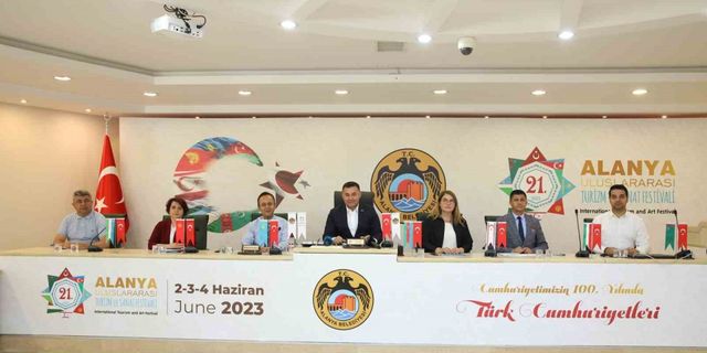 21. Alanya Uluslararası Turizm Ve Sanat Festivali ünlüler geçidine sahne olacak