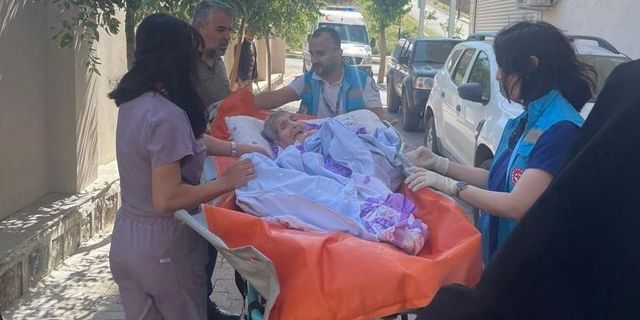 Evde sağlık hizmetleri ekiplerinin yardımıyla oy kullandı
