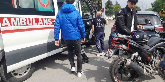 Karadeniz Ereğli’de motosikletle araç çarpıştı: 1 yaralı