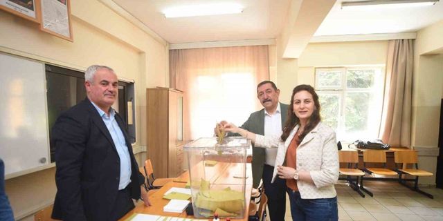 Kastamonu Belediye Başkanı Vidinlioğlu oyunu kullandı