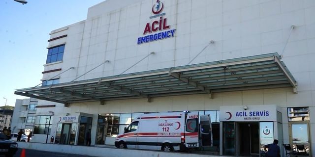 Silahla oynayan çocuk kuzenini vurdu