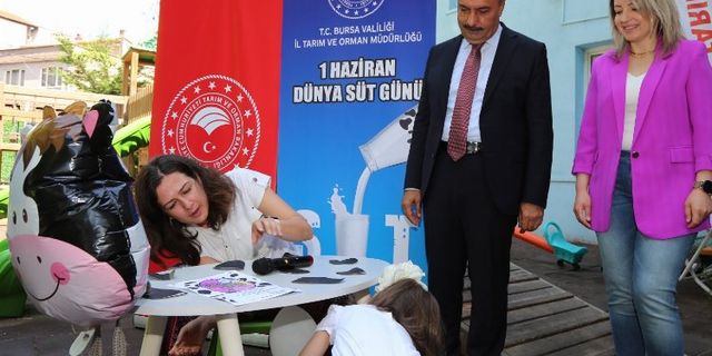 Bursa'da öğrencilere süt tüketimine eğlenceli teşvik