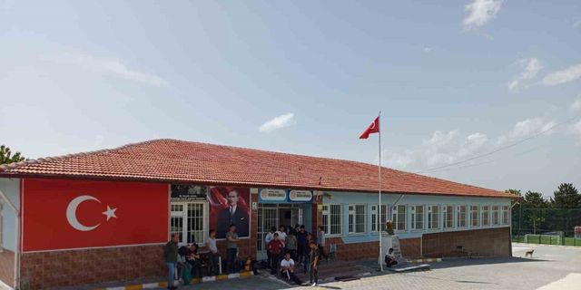 Bu okulda öğrenciler ticareti öğreniyor