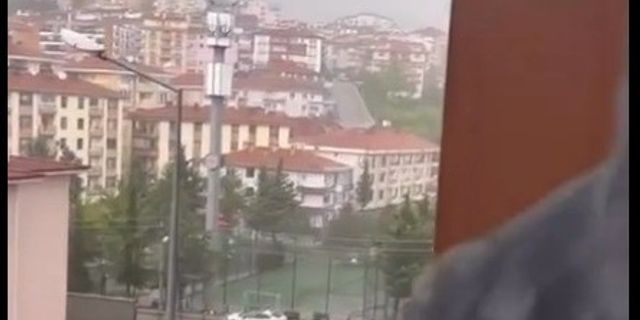 Çöp konteyneri akarsuya dönen yolda metrelerce sürüklendi