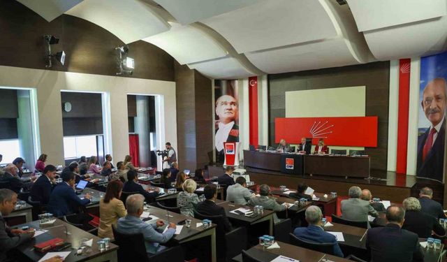 CHP’de kurultay tarihi 4-5 Kasım olarak belirlendi
