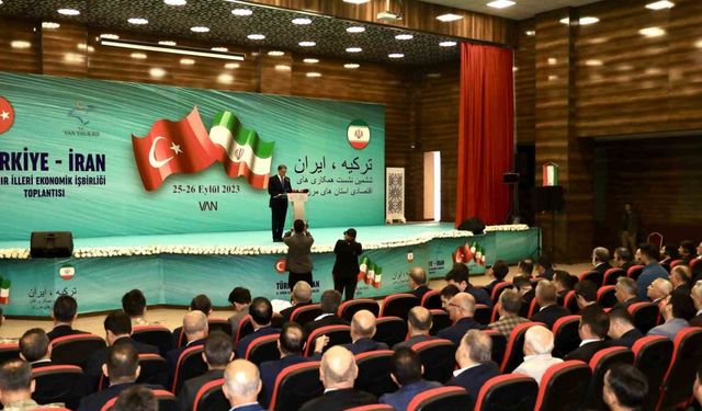 Van’da Türkiye-İran heyetleri arasında "Sınır İlleri Ekonomik İşbirliği Toplantısı" yapıldı