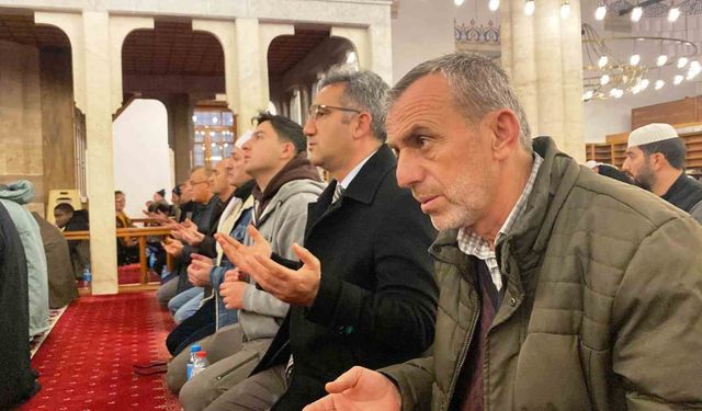Konya’da Gazze halkı ile birlikte oruca niyet edildi, dua edildi