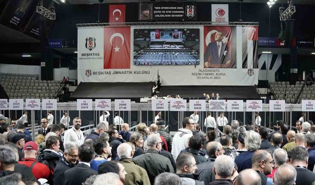 Beşiktaş’ta olağanüstü seçimli genel kurul başladı