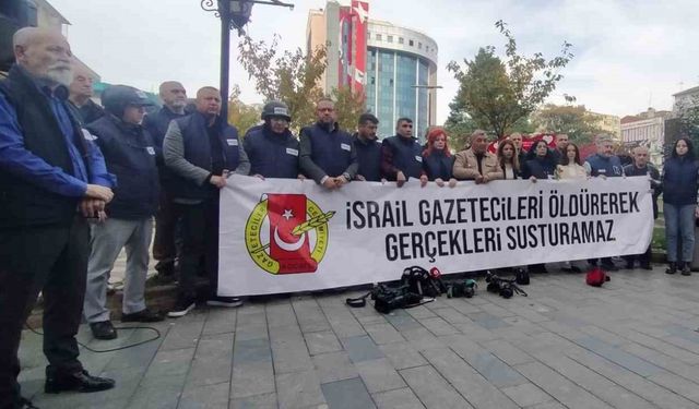 Gazeteciler İsrail’in meslektaşlarına yönelik saldırılarını protesto etti