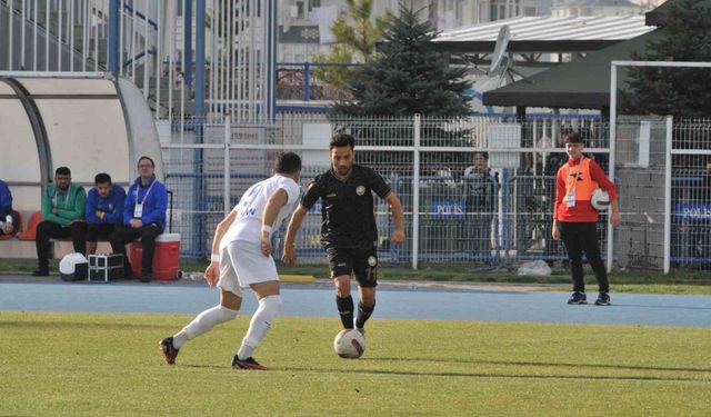 TFF 3. Lig: Talasgücü Belediyespor: 1- Küçükçekmece Sinopspor: 2