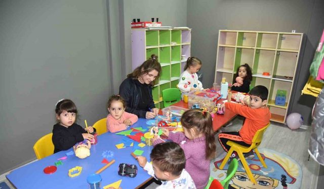 Yunusemre’nin kültür ve sanat merkezlerinde 5 bin çocuğa eğitim