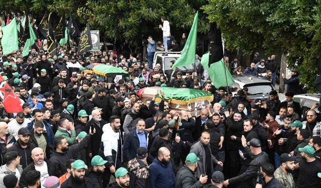 Lübnan’da öldürülen Hamas Siyasi Büro Başkan Yardımcısı El Aruri toprağa verildi
