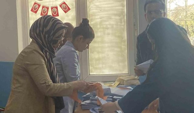 Çankırı’da sandıklar kapandı: Oy sayımı başladı