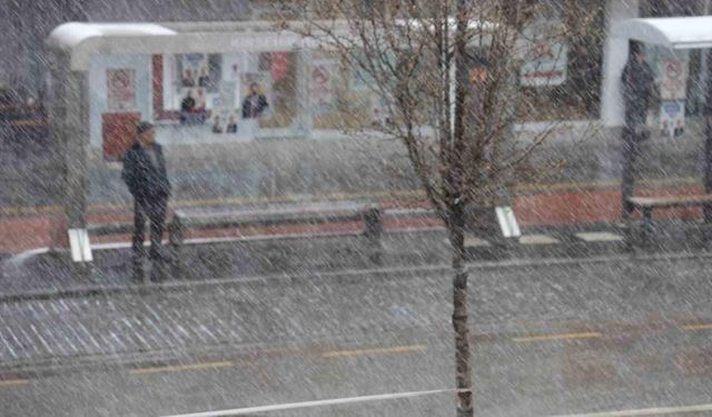 Kırşehir’de kar yağışı etkili oldu