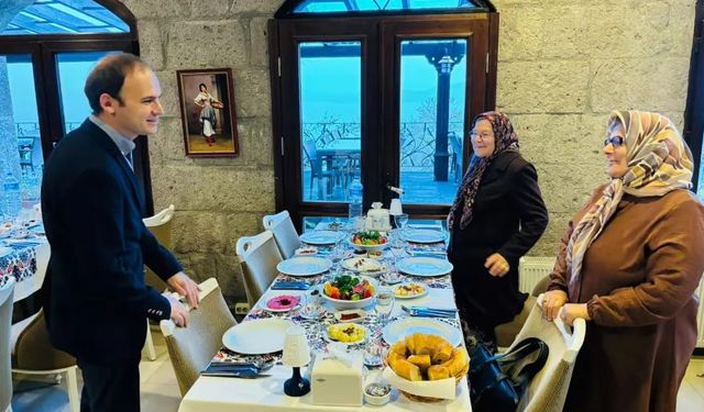 Ayvacık’ta Şehit Aileleri ve Gaziler onuruna iftar yemeği düzenledi