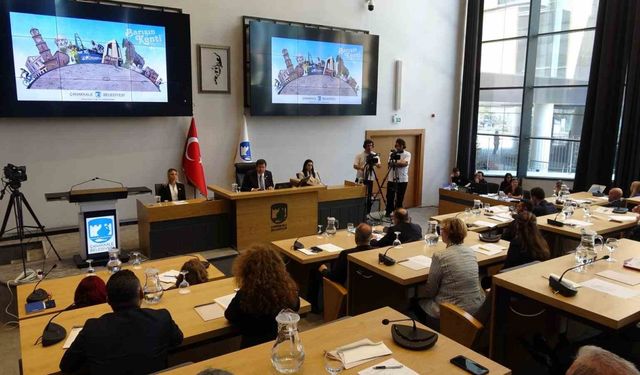 Çanakkale Belediyesinde yeni dönem ilk meclis toplantısı yapıldı