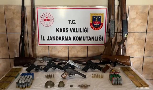 Kars’ta silah ve tarihi eser kaçakçılarına operasyon