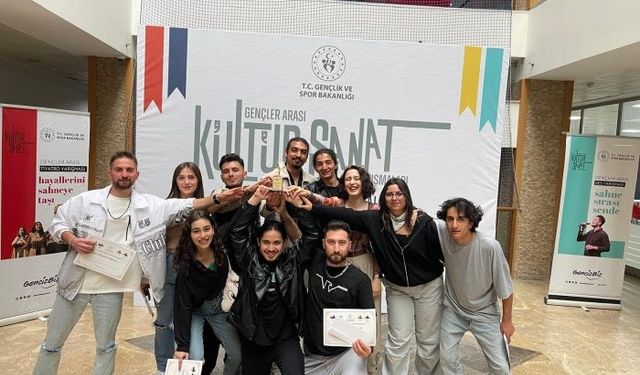 Kastamonu Üniversitesi İletişim Fakültesi öğrencilerinden bölge ikinciliği