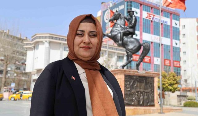 Kırşehir’in en büyük mahallesinin muhtarı kadın oldu