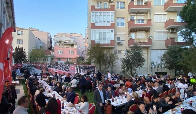Vali İlhami Aktaş, Şehit aileleri ve Gaziler için verilen iftar programına katıldı