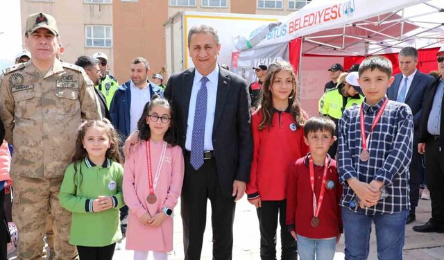 Bitlis’te Trafik Haftası etkinlikleri