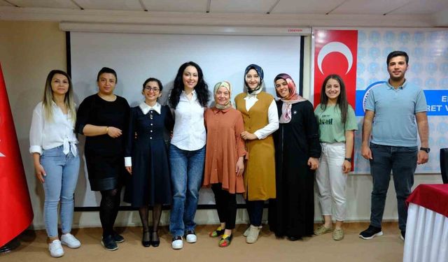 Erzincan’da kadın girişimcilere sorun çözme becerisi eğitimi verildi