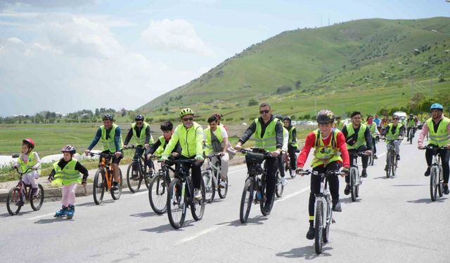 Muş’ta "11. Yeşilay Bisiklet Turu" düzenlendi