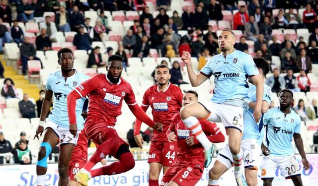 Trendyol Süper Lig: Sivasspor: 0  - RAMS Başakşehir: 1 (Maç sonucu)