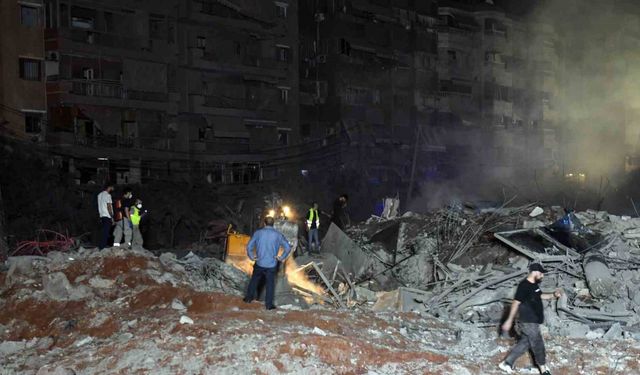 İsrail, Beyrut başta olmak üzere gece boyu Lübnan’ı vurdu