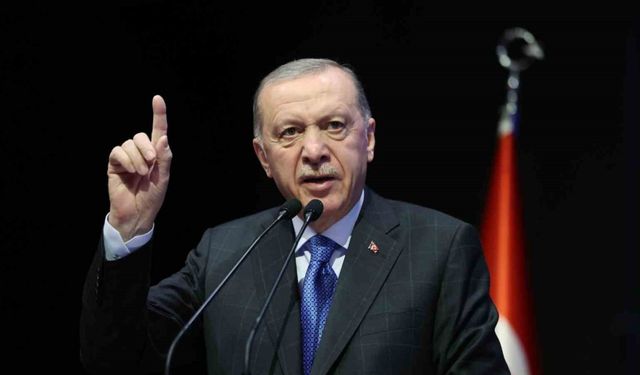 Cumhurbaşkanı Erdoğan: “Milletin çocuklarını hizmet diyerek himmet diyerek mankurtlaştıranların sonu tarihteki diğer insan kılıklı iblisler gibi onursuz bir ölüm olmuştur”