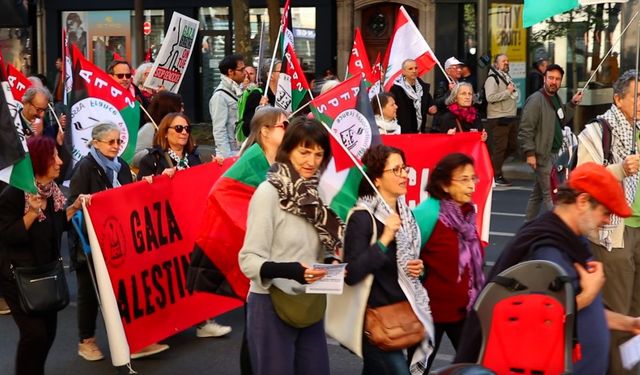 Fransa’da binlerce kişiden Gazze ve Lübnan’a saldıran İsrail’e protesto