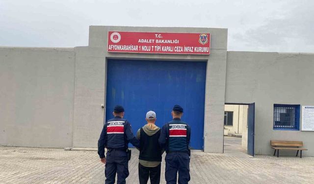 20 yıl hapis cezasıyla aranan şahıs jandarma tarafından yakalandı