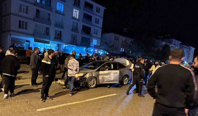 Bingöl’de trafik kazası: 2 yaralı