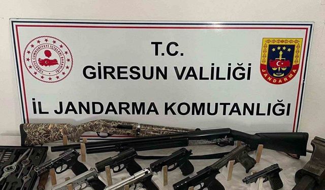 Jandarmadan 5 ilde siber suç ağına operasyon: 21 gözaltı