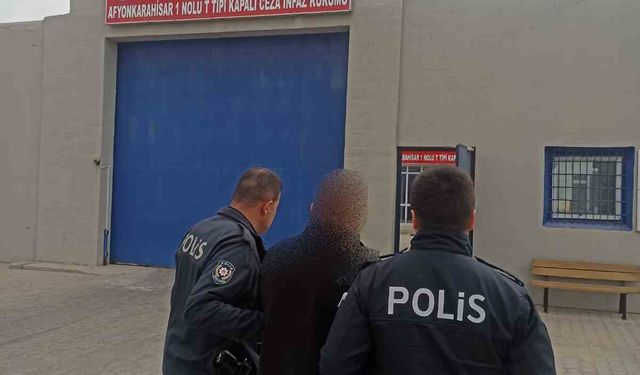 Tasarlayarak adam öldürme suçundan aranan şahsı polis yakaladı