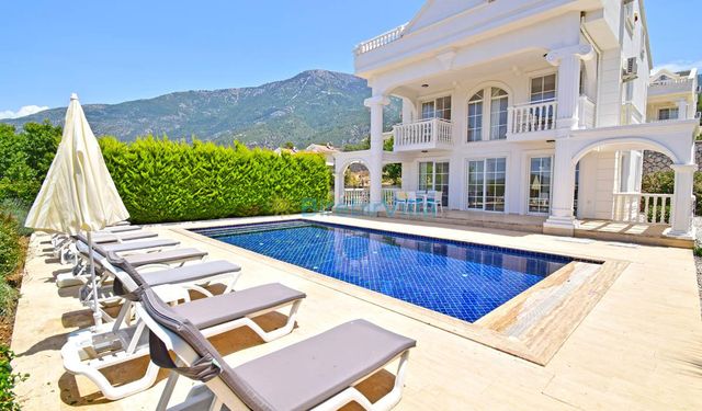 Fethiye'de Rüya Gibi Tatil: Kiralık Villalarla Konforu Yakalayın