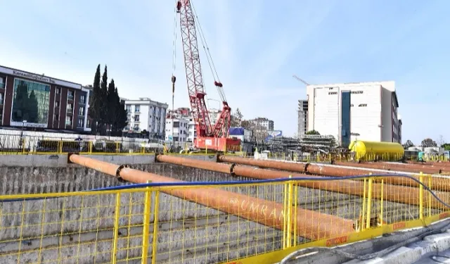 İzmir'de Buca Metrosu'nda tünel kazıları sürüyor