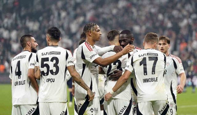 Beşiktaş, Süper Lig’in ilk yarısında siyahla beyaz gibiydi