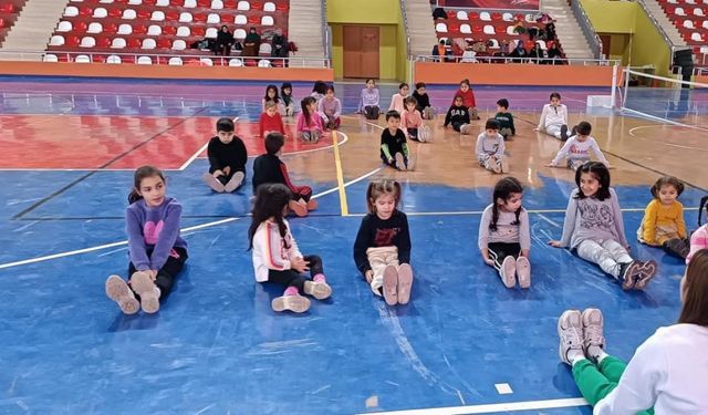 Bulanık’ta jimnastik kurslarına yoğun ilgi