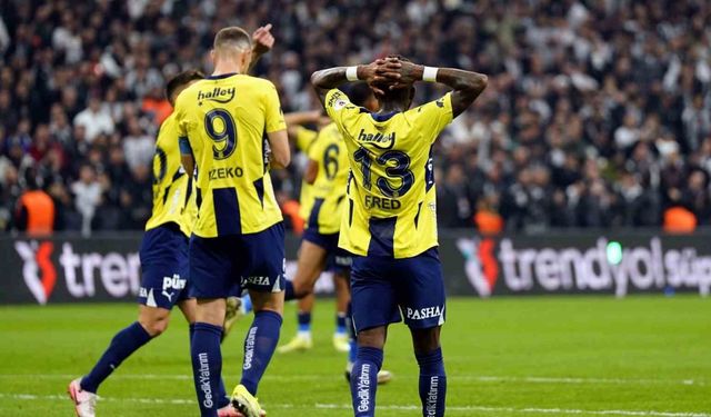 Fenerbahçe ligin ilk yarısında geçtiğimiz sezonun gerisinde kaldı