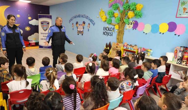 İlkadımlı minikler ‘Kanka’ ile hem eğlendi hem öğrendi