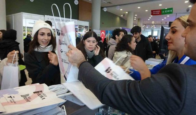 İş arayanların çare bulduğu stant BATIKAF’ta