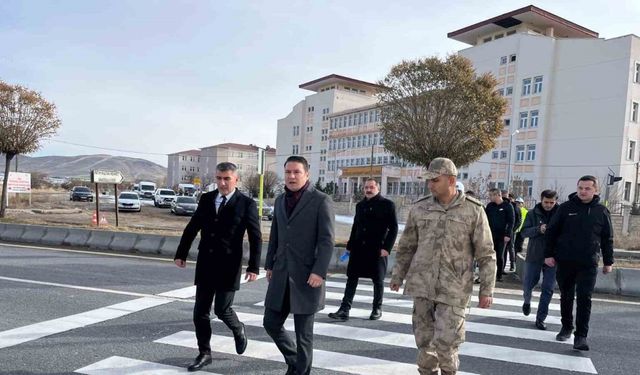 Kaymakam Göktaş, kaza bölgesinde incelemede bulundu